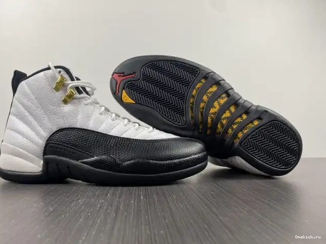 One Kick Taxi (2013) Jordan 12 130690-125 Retro 0523